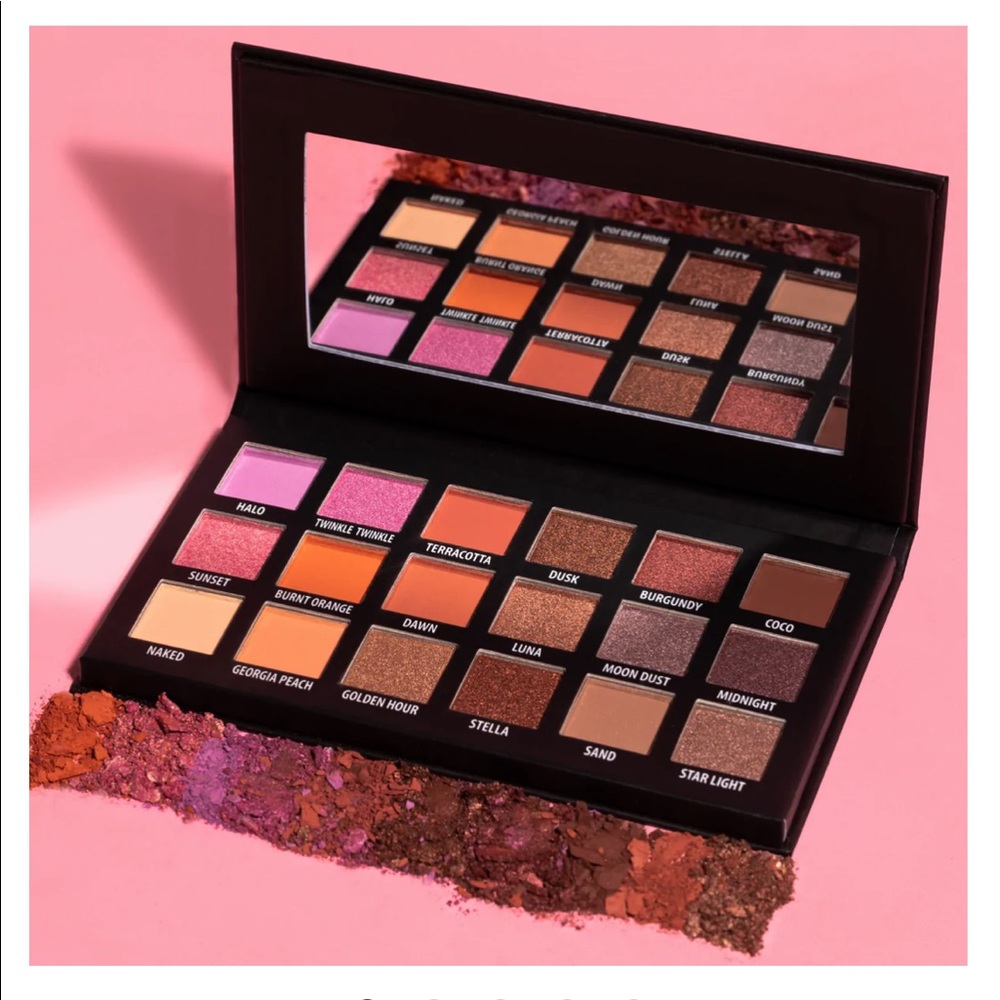 KAB Day + Night eyeshadow palette